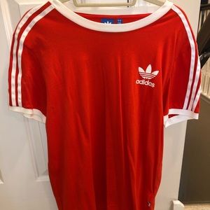 Adidas tee